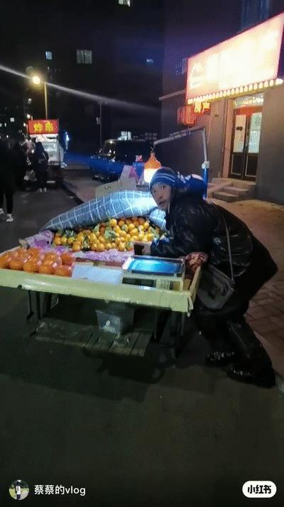 沈阳残疾小伙卖橘子后续,沈阳残疾小伙卖橘子拍摄者