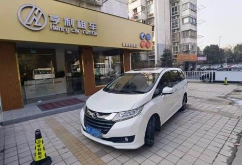 24小时租车服务,亨利租车