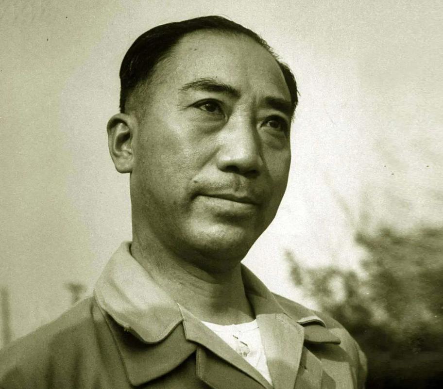 香烟女杀人案真相,大案纪实女模特惨死之谜