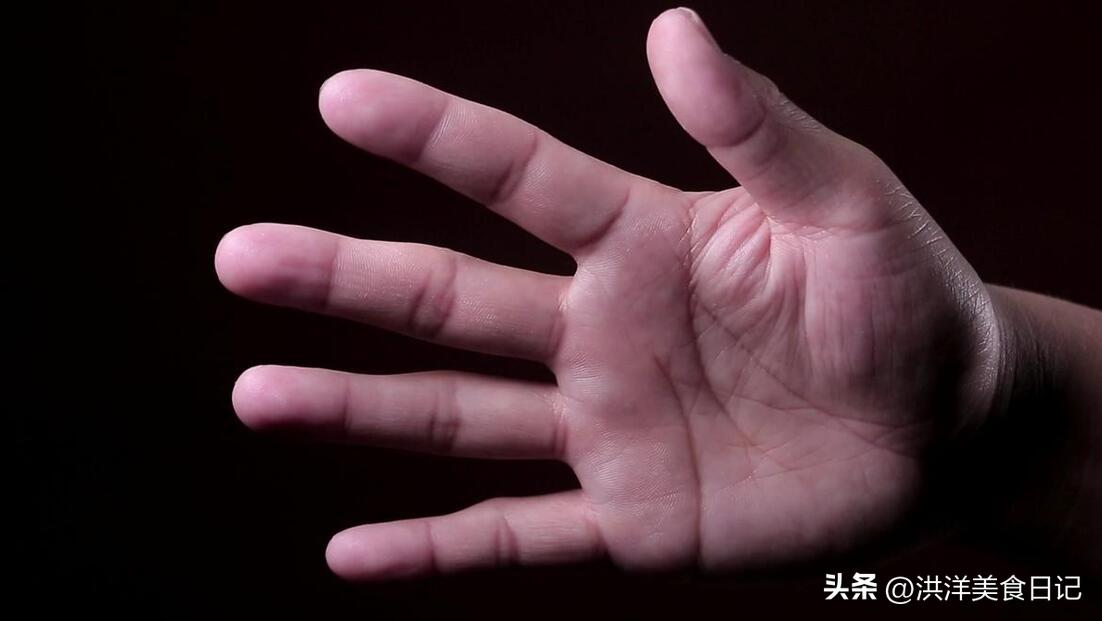 一个簸箕八个斗什么意思,老人言十指簸箕没有斗是什么意思