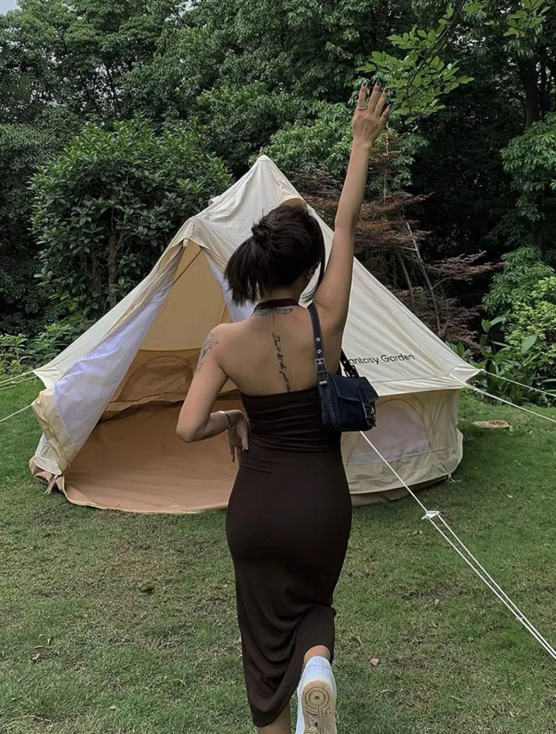 155微胖小个子连衣裙500多的,155微胖女生连衣裙2件套小碎花