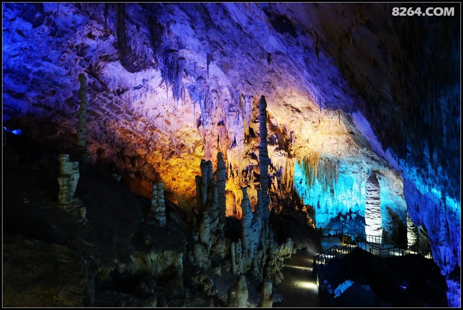 游玩武隆天生三桥和芙蓉洞住哪里,武隆仙女山天生三桥游