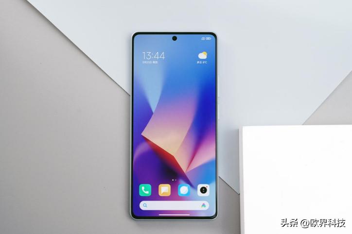 redminote13会出lcd吗,redminote13出厂带膜吗