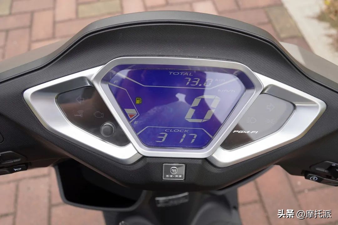 本田ncr125和铃木uy125实测,五羊本田摩托车踏板ncr125价格