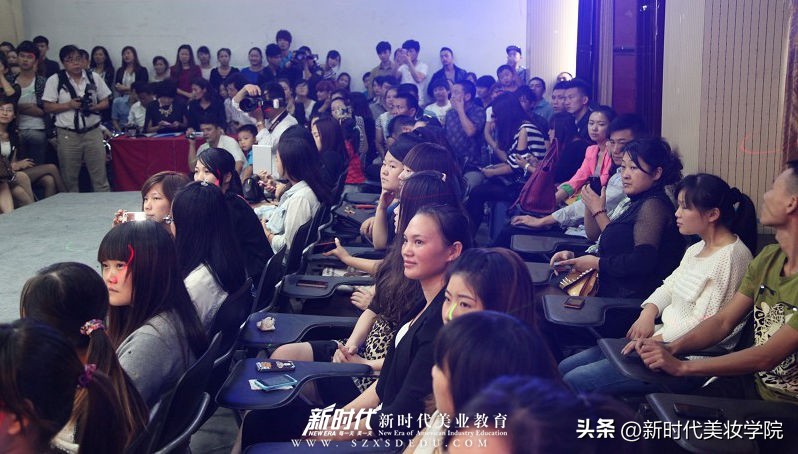 18岁女孩学化妆出来做什么好,学化妆学什么技术最好