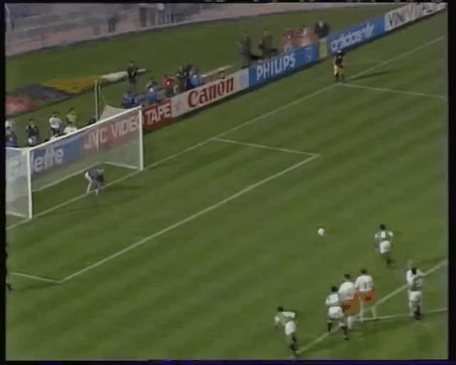 世界杯荷兰德国恩怨,世界杯荷兰历史12年冲突