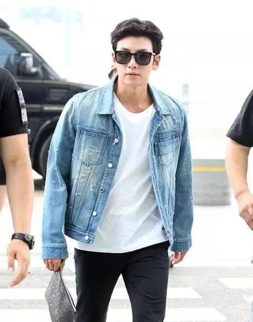 女士牛仔夹克外套,牛仔夹克外套男搭配