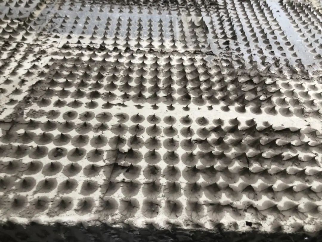 建筑工地墙面拉毛工艺,墙面抹灰前各种拉毛甩浆处理工艺