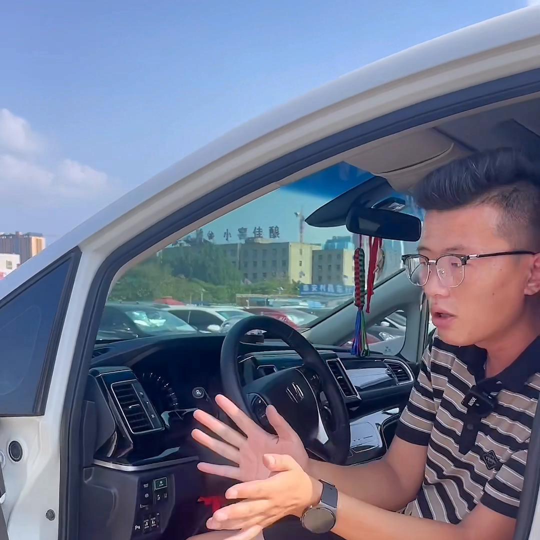 商务车驻车空调一体机优点和缺点,商务车有哪些性能配置