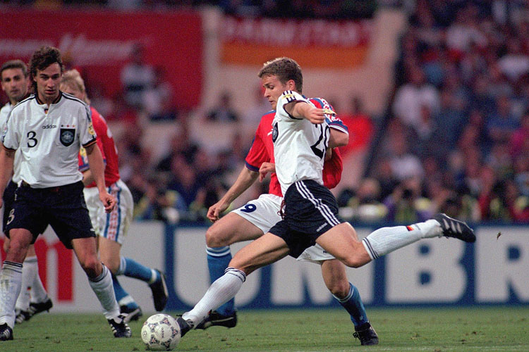 足球基本战术和技术,当今足球战术分析