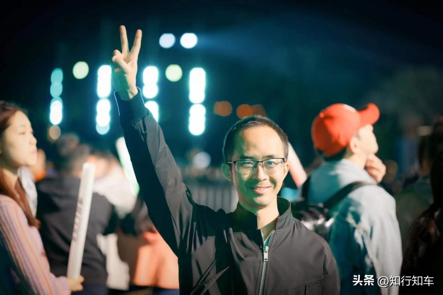 10到15万，依然看燃油，车主也很潮，比如“博热派”