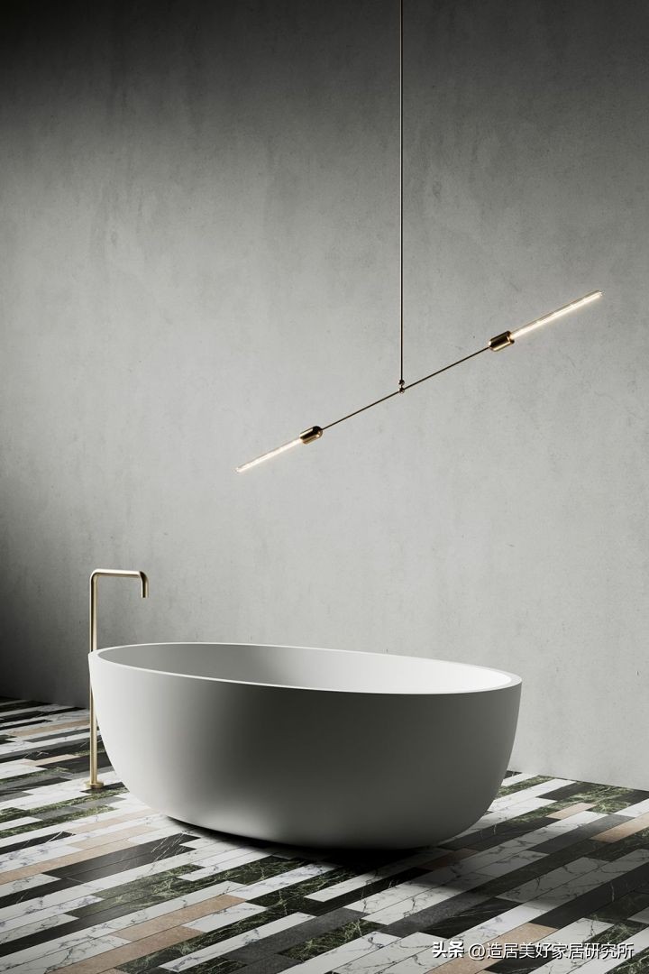 小卫生间安装浴缸,卫生间浴缸安装