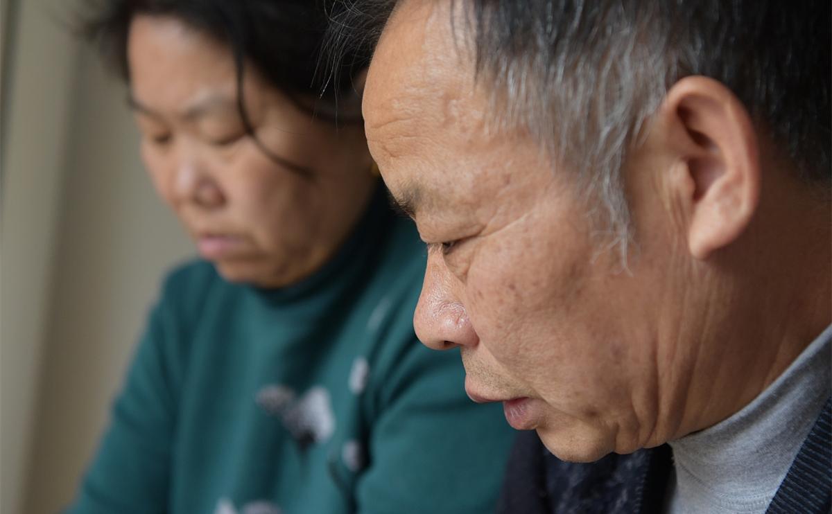 小姨子太调皮捣乱,老婆出差不在家自己在家好无聊