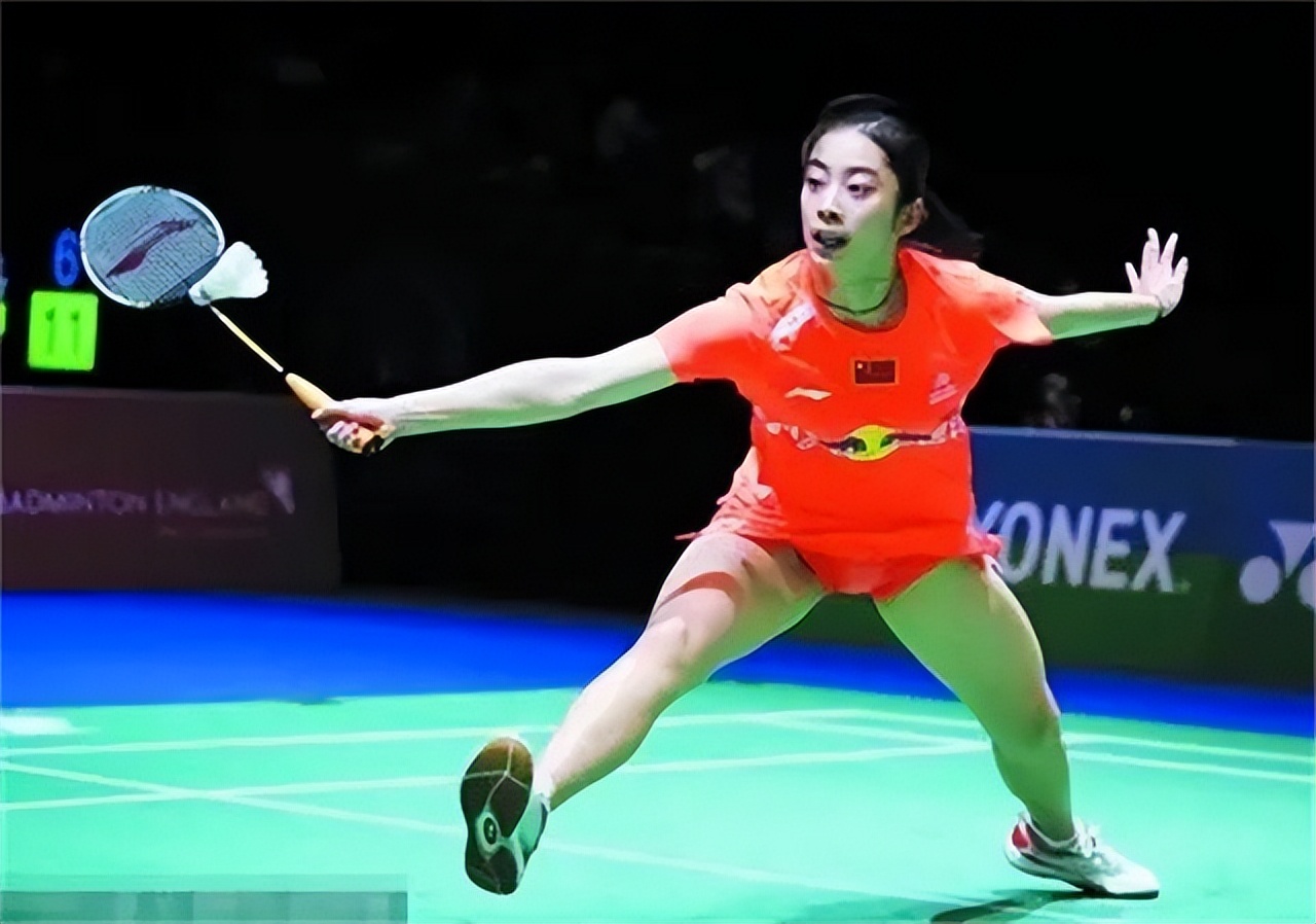 王适娴谌龙17岁,王适娴几岁和谌龙在一起的