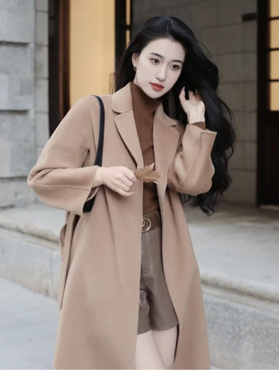 17套非常大气的大衣颜色搭配,穿出大女人高级感