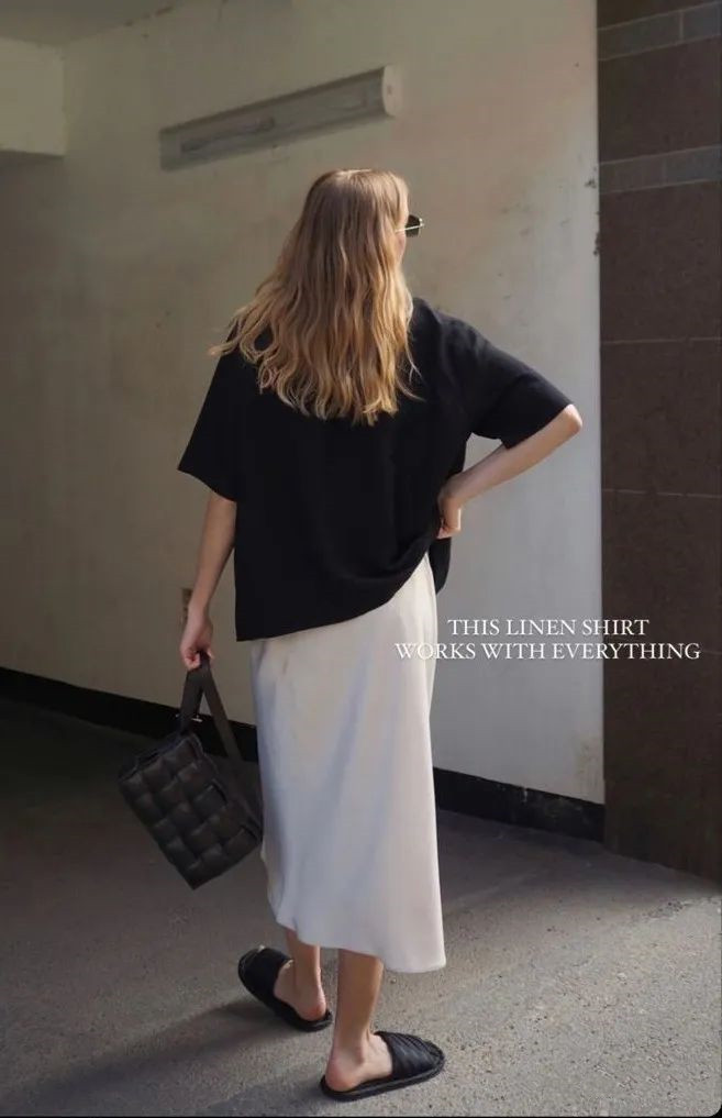 夏天穿黑色还是白色衣服好看,夏天来了穿白色好看还是黑色好看