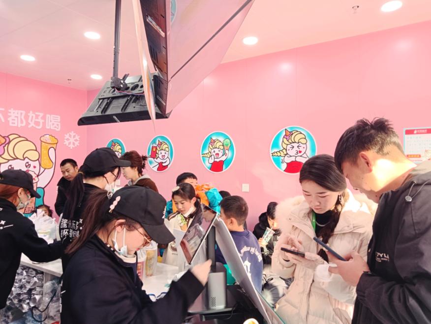 小型奶茶店加盟哪家好些,小型奶茶店加盟哪家好