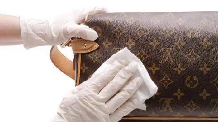 为什么皮鞋不臭脚,为什么皮鞋内里采用猪皮的多