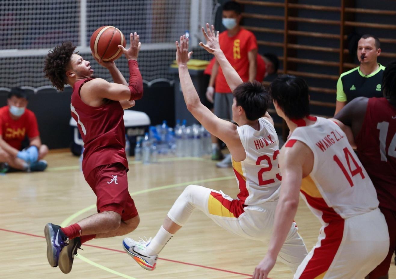 伊朗逆转绝杀日本进亚洲杯四强,伊朗对阵日本亚洲杯冠军之争