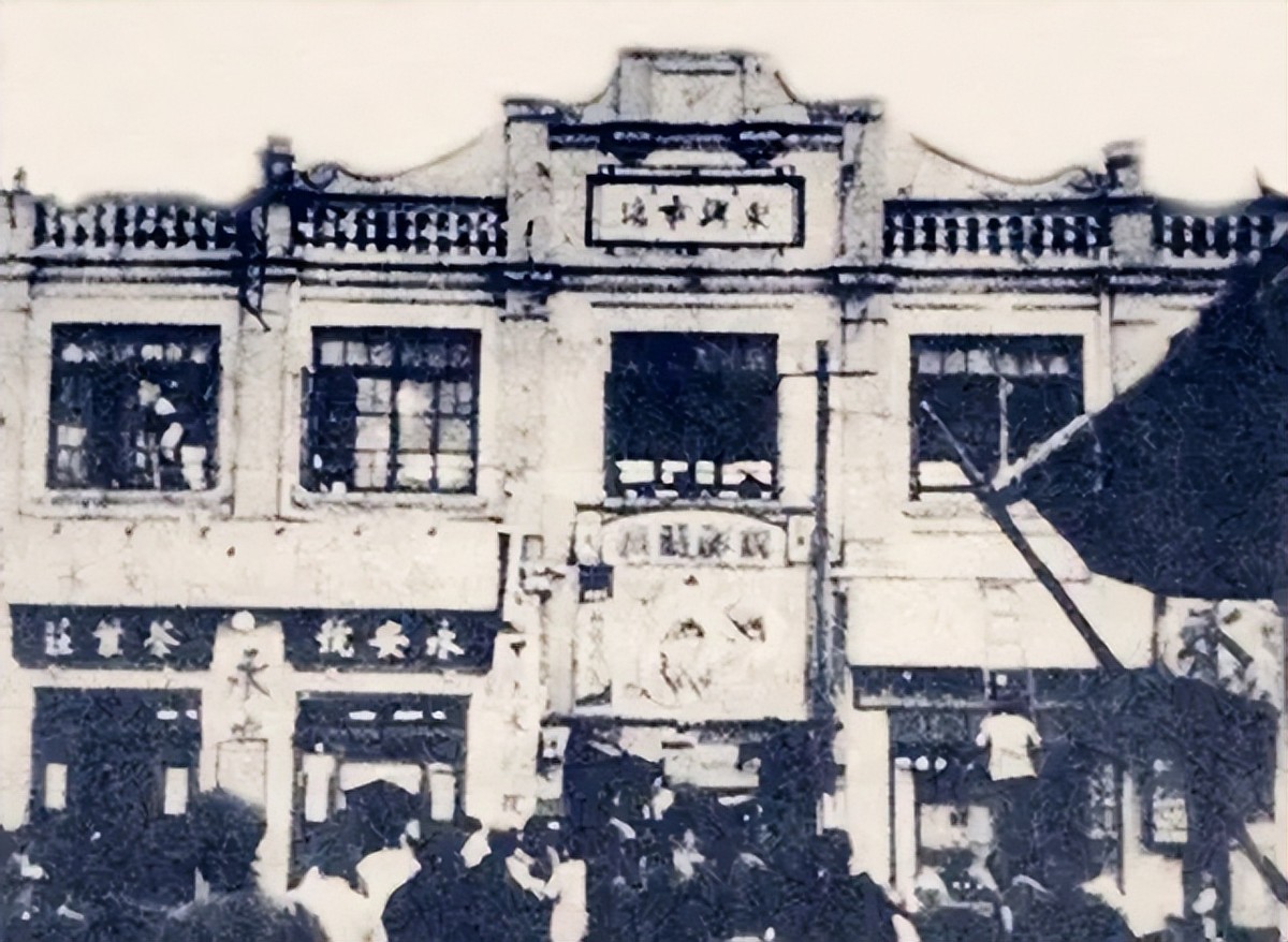 1952年凌迟处死的汉奸,第一位被处决的汉奸