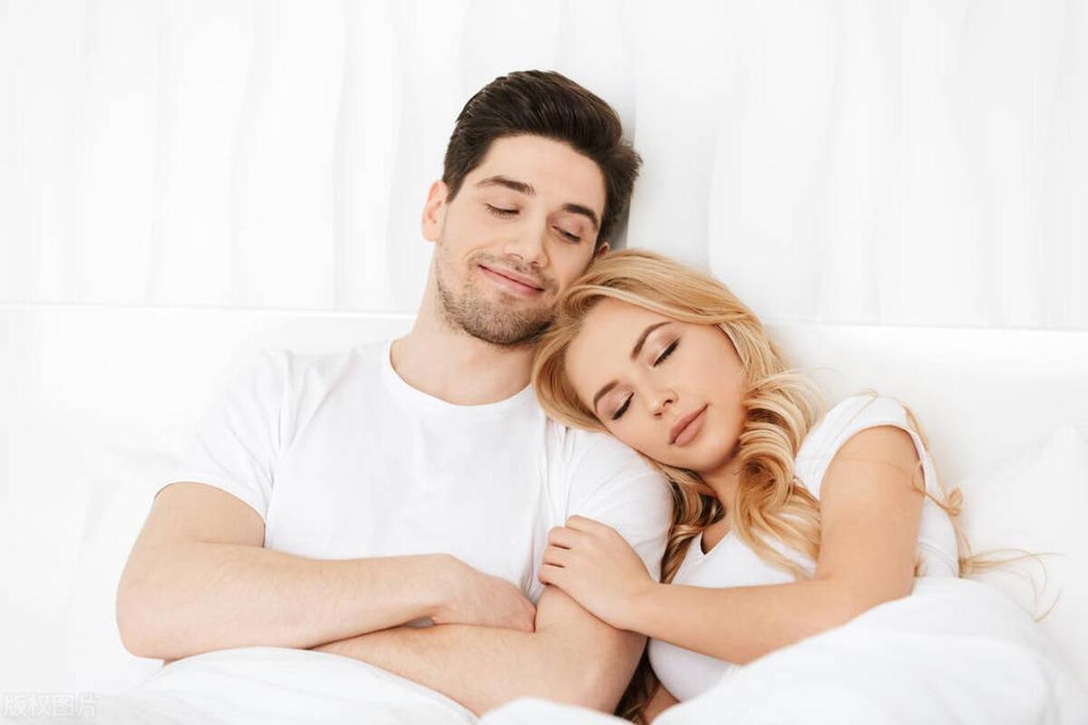 夫妻生活结束，男性完事后直接睡觉？医生：男人事后要注意这些