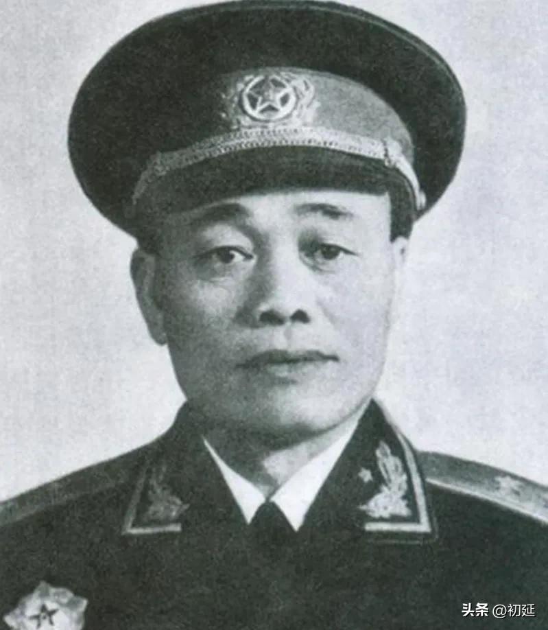 建国初期十二个军区各有多少兵力,建国初期四大野战军和五大军区