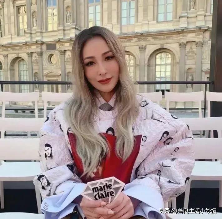 萧亚轩出席活动,萧亚轩亮相巴黎时装周