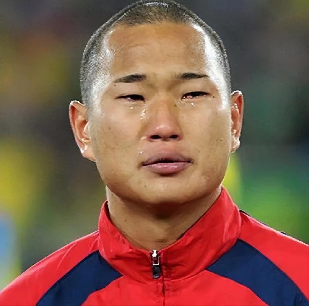 2010世界杯郑大世落泪,世界杯朝鲜队员郑大世为什么哭了