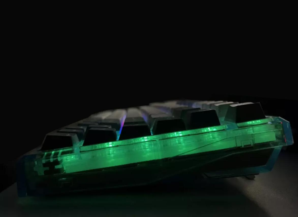 学生党键盘推荐,腹灵q75pro冰峰白开箱