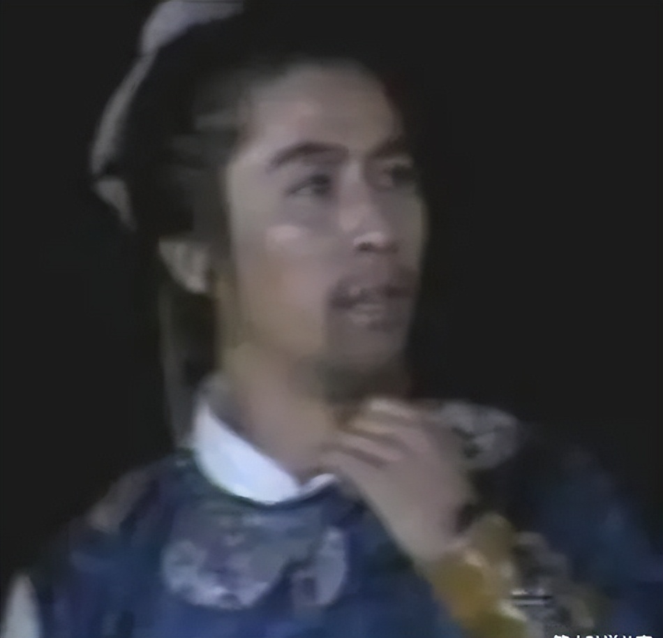 《白眉大侠》27年，10位演员境况差别巨大，男4号已成一线明星