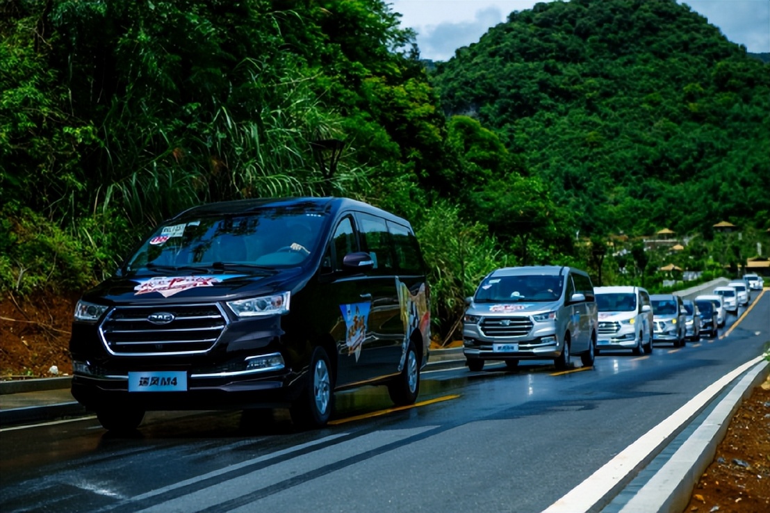 江淮新款大7座mpv瑞风,江淮瑞风商务车七座新能源