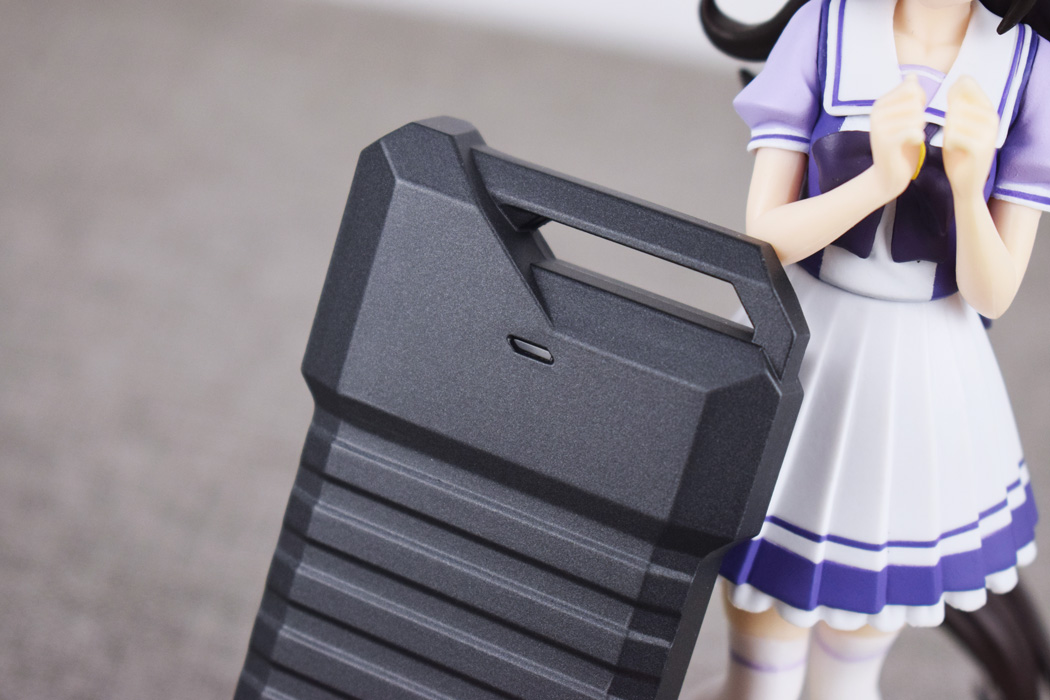 华硕tuf硬盘盒散热怎么样,华硕tuf铠甲固态硬盘盒