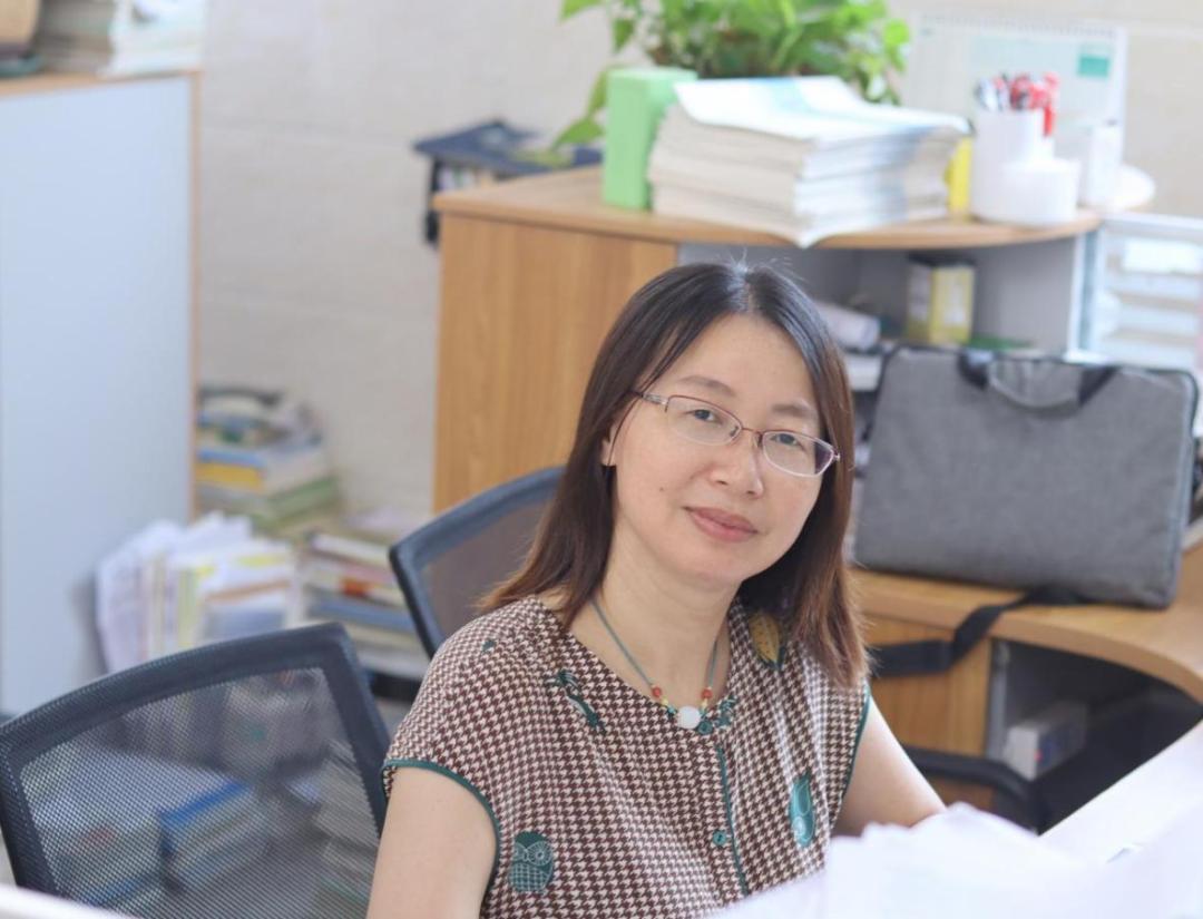 不忘初心，倾情育人——记横峰中学吴俐芳老师