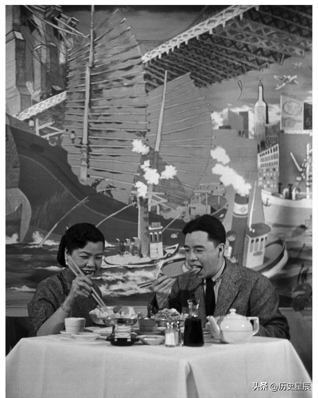 【晚清*楼青**旧影】*楼青**女媚态百出，丰乳肥臀，风情难挡！