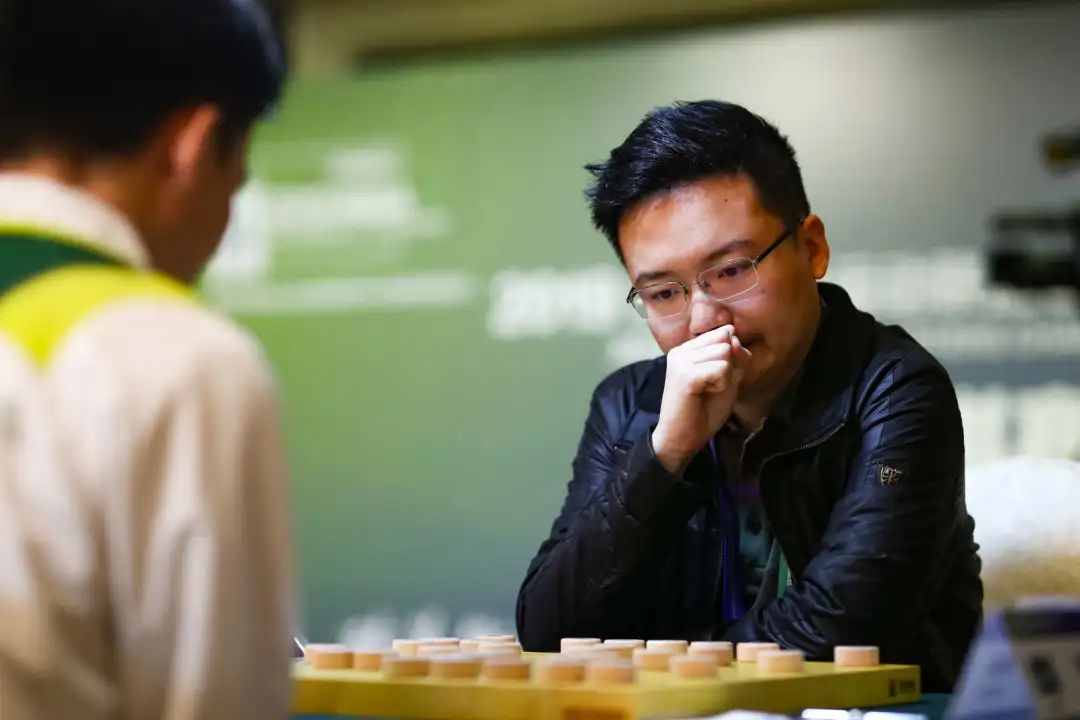 一切的源起，还是郑惟桐的屏蔽器事件，中国象棋协会太软弱了