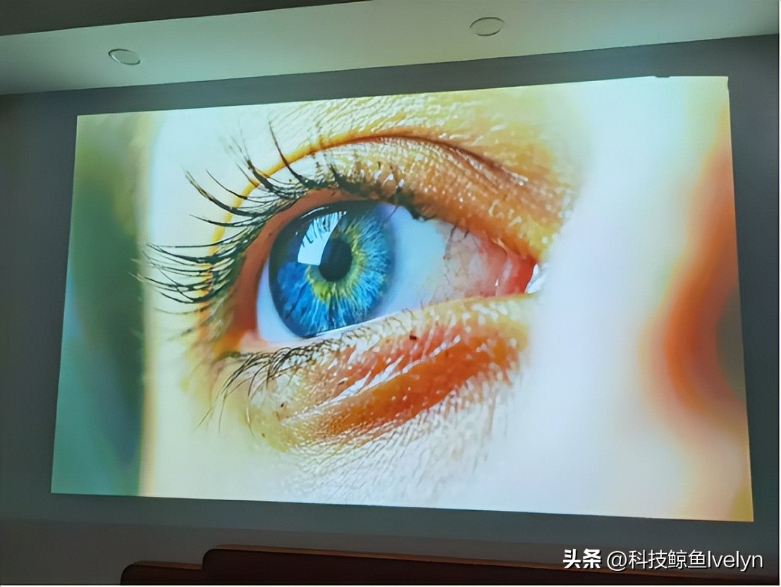 aoc投影仪流明在2000以上的,流明3000以上的投影仪性价比推荐