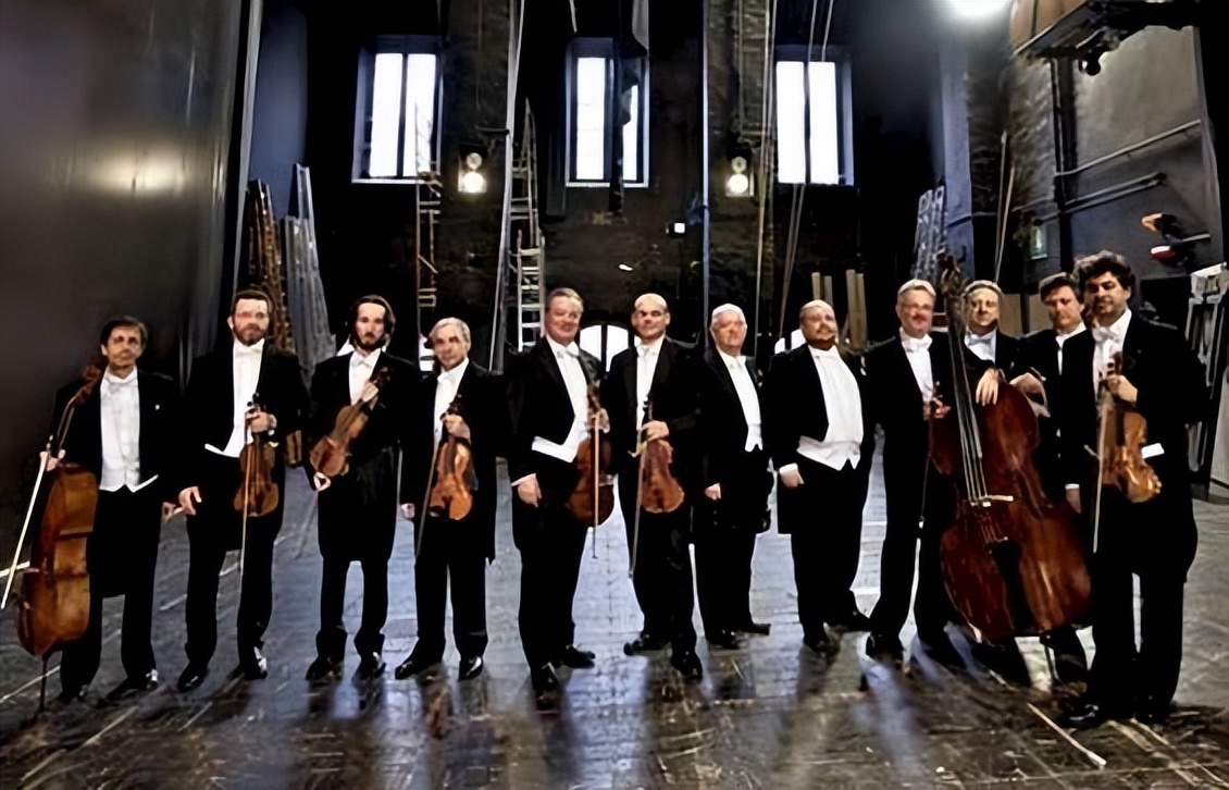 活在当下的分享文章,活在当下火焰蓝