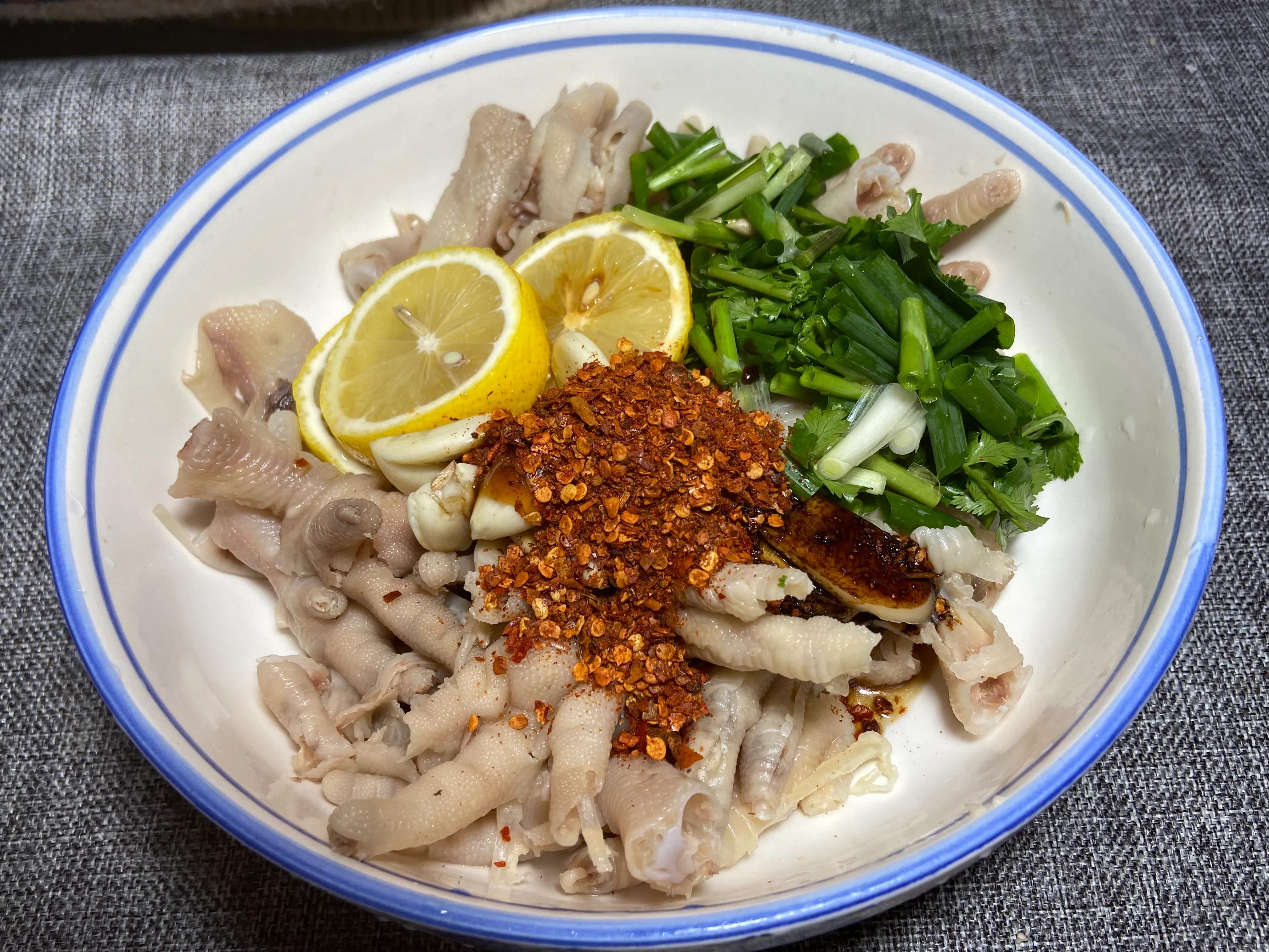 教你无骨酸辣鸡爪正宗做法,自己做酸辣无骨鸡爪的最好方法