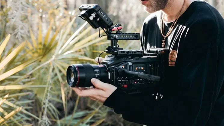 自主知识体系建设|批评史视角：绘制纪录片学术著作的知识图谱