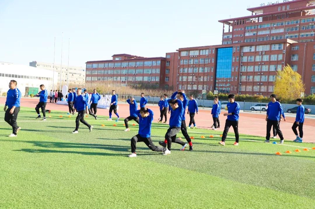 河南足球d级教练员培训班怎么报,河南省e级教练员培训班