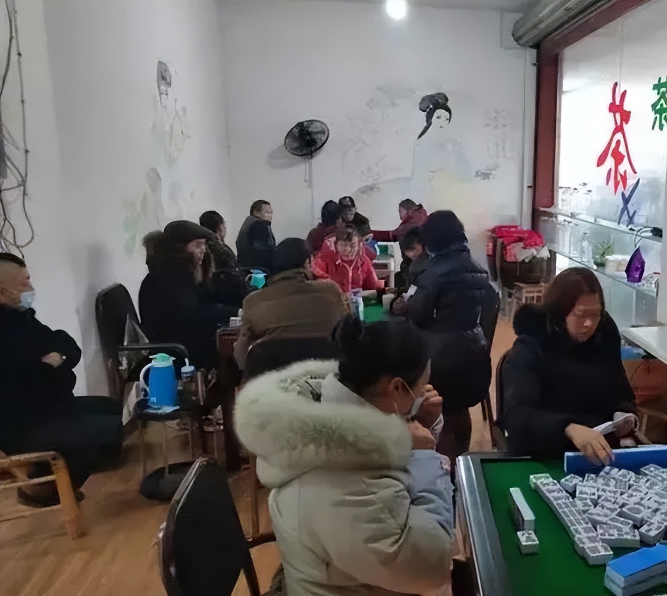 小娇妻学会了打麻将,没想到回家后就要和我离婚:没错,我出轨了