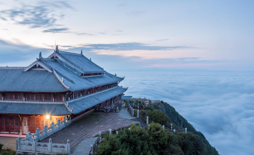 比成都好吃的火锅店,这座小城比杭州撩人美食不输潮汕