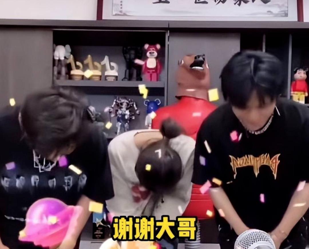 为什么抖音网红动不动就赚几百万,狂赚3亿