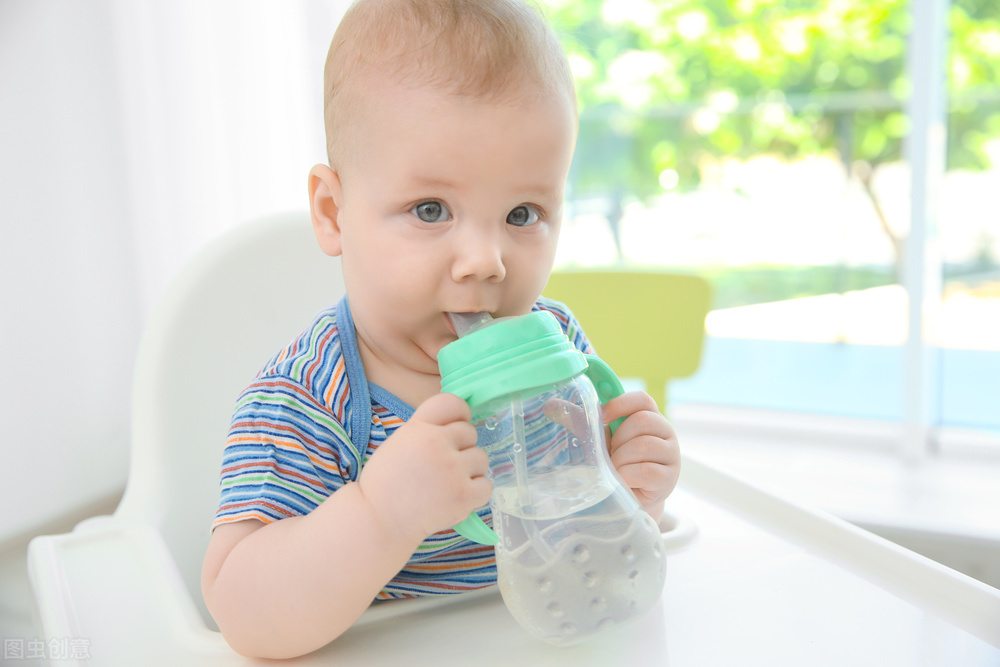 秋季宝宝肌肤干燥怎么办,秋冬宝宝皮肤干燥怎么办