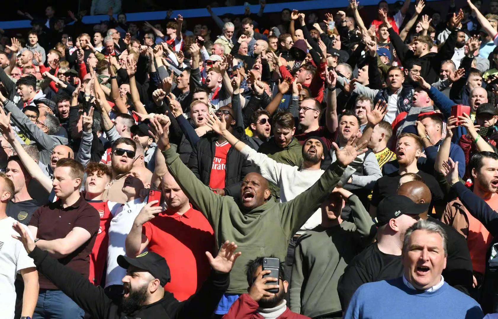 阿森纳老板克伦克占股,克伦克阿森纳视频