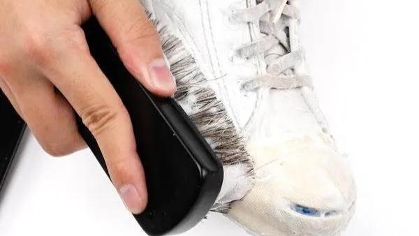 去鞋子划痕修复方法,鞋子去划痕小妙招