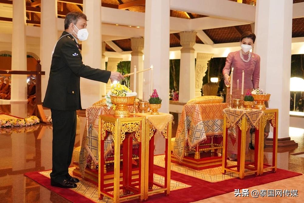 泰国国王最近出席活动,泰国最新国王和王后消息