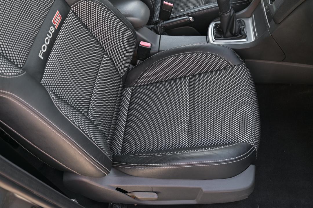 2.0手动挡车经典福克斯推荐,2万左右手动挡小钢炮福克斯