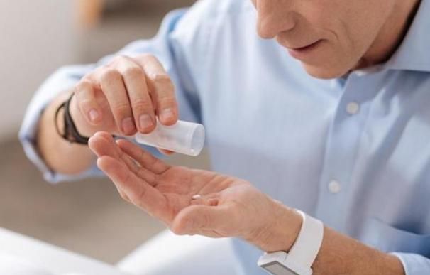 甲硝唑有什么功效多少钱一瓶,甲硝唑过期有何妙用