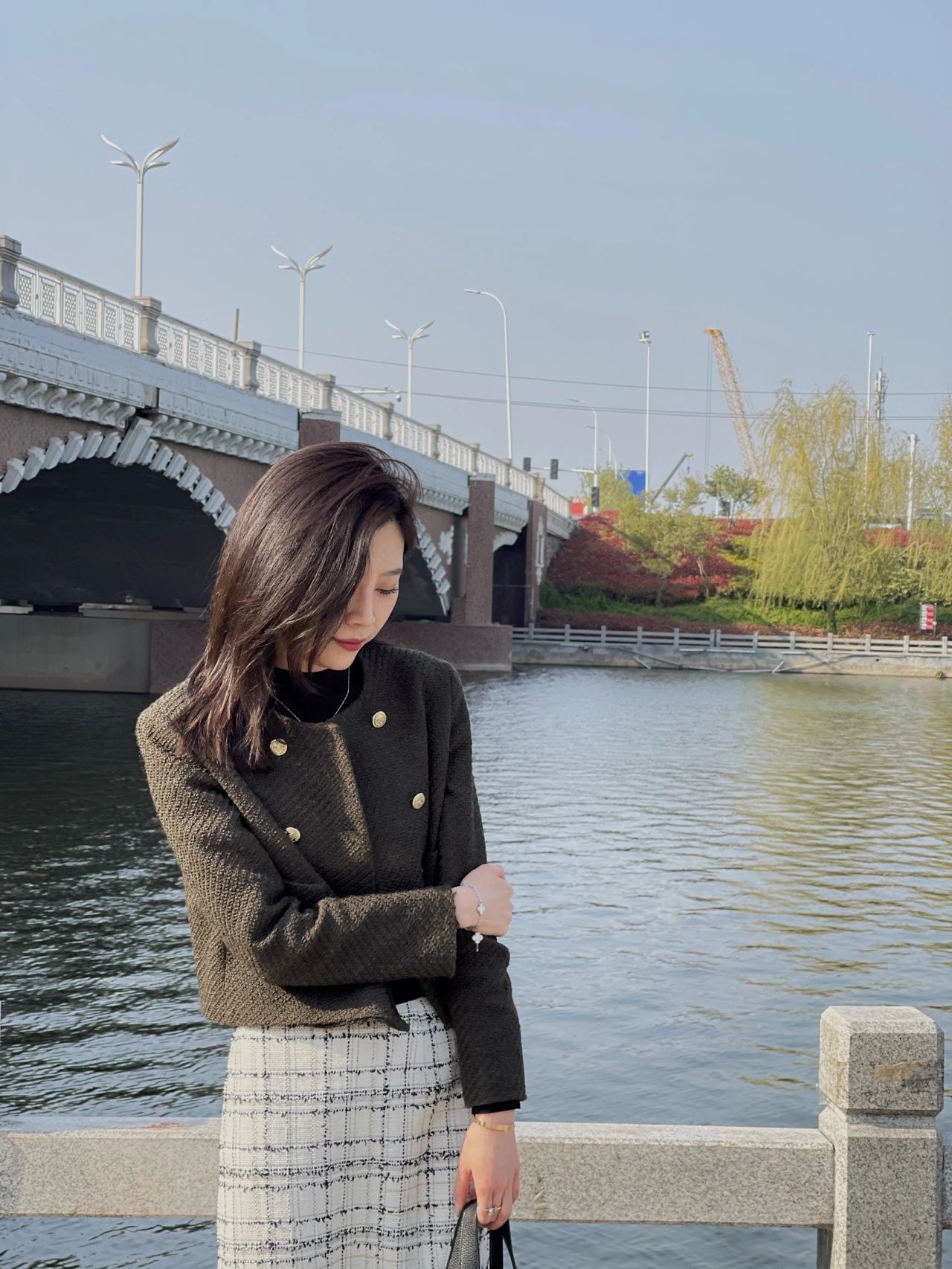 中年妇女发型烫发40-50岁全烫大卷,中年妇女发型烫发40-50岁短发